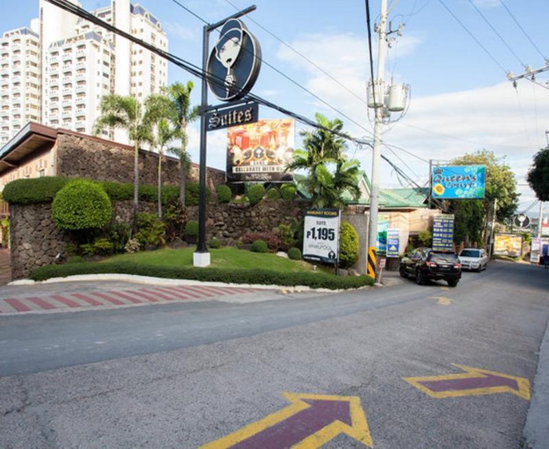 Victoria Court Suites Pasig מראה חיצוני תמונה